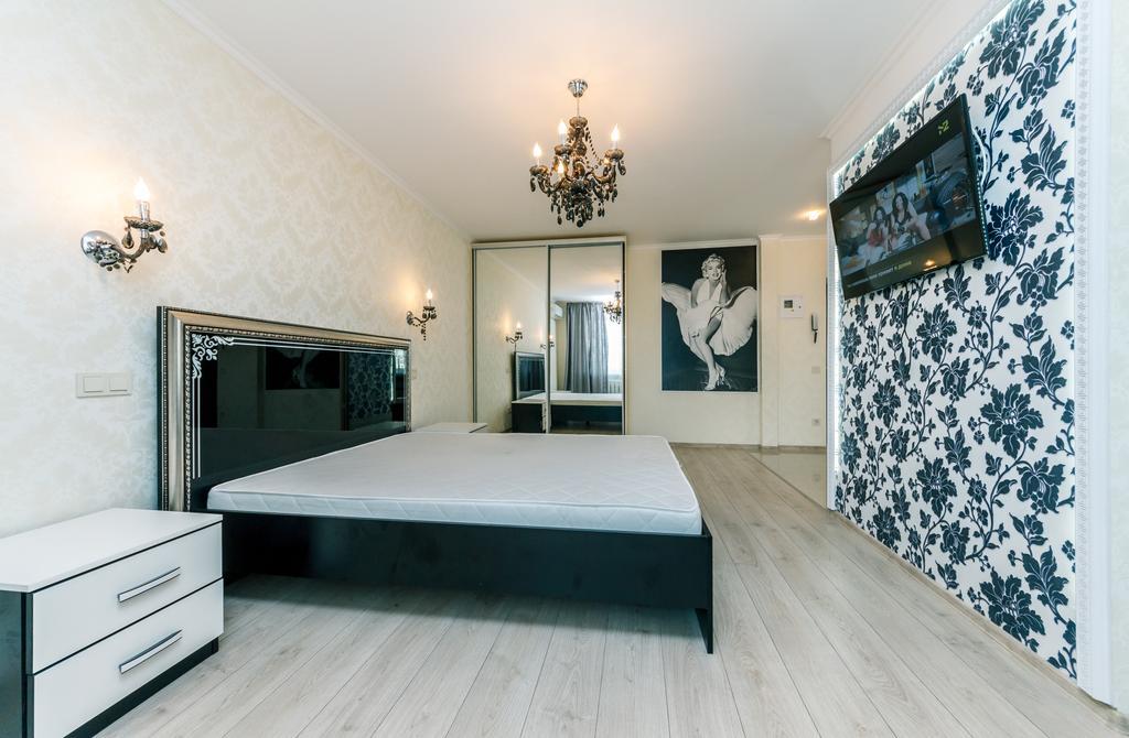 Luxcenterapartment Kyiv Quarto foto